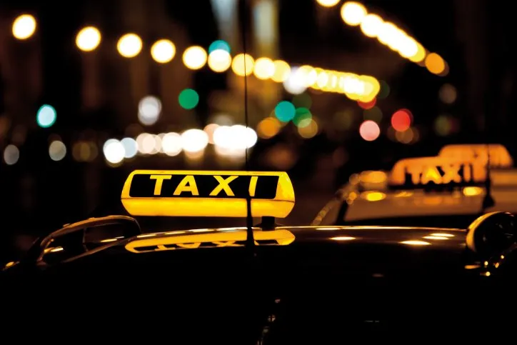 Zdjęcie Ile kosztuje taxi w Niemczech? Sprawdź ceny i ukryte koszty
