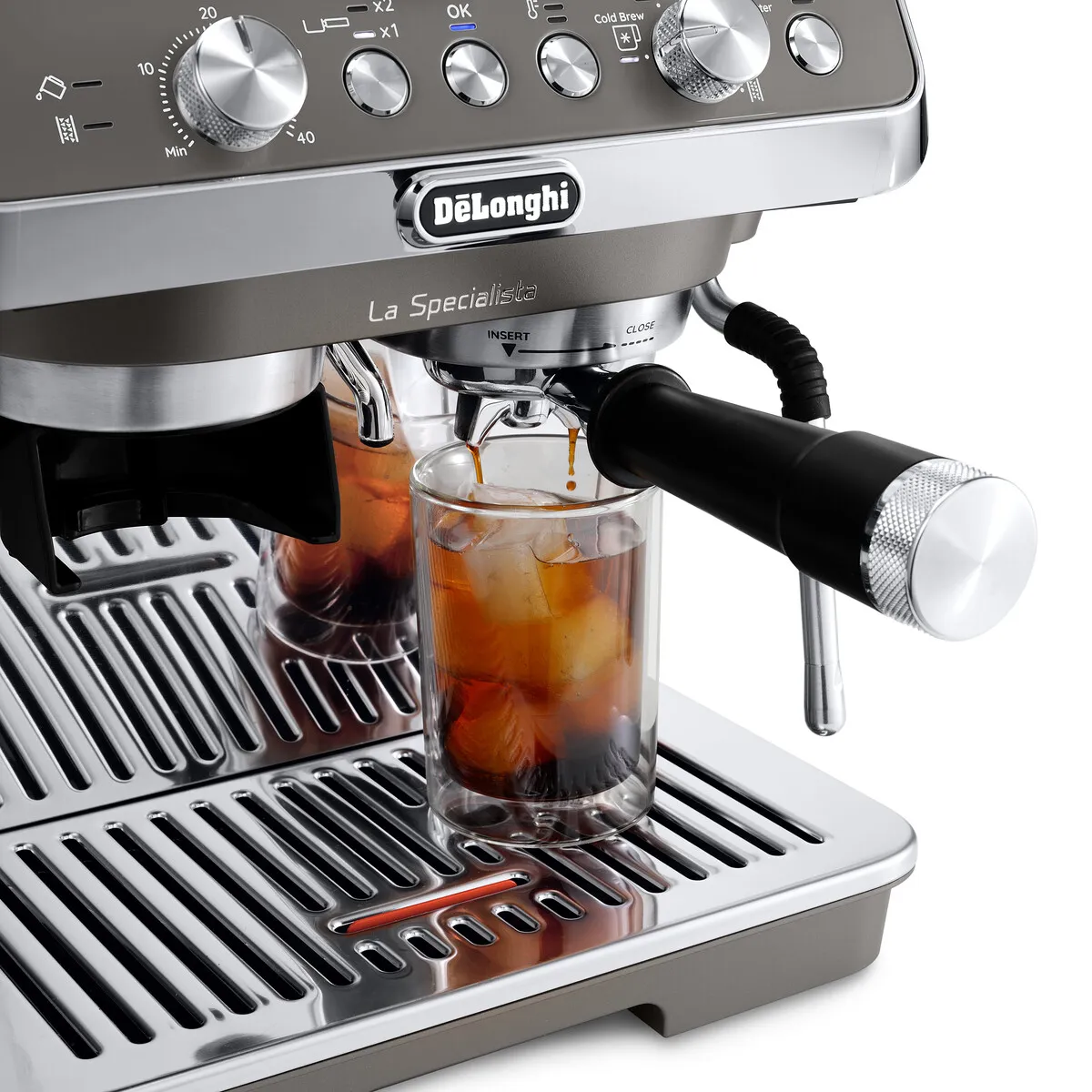 Zdjęcie Jak zrobić kawę w ekspresie ciśnieniowym Delonghi - proste kroki do smaku