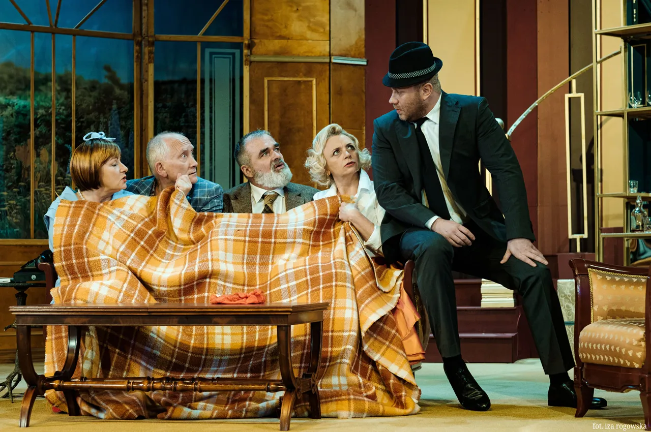 Zdjęcie Spektakl Kochane pieniążki - zaskakujące zwroty akcji w teatrze