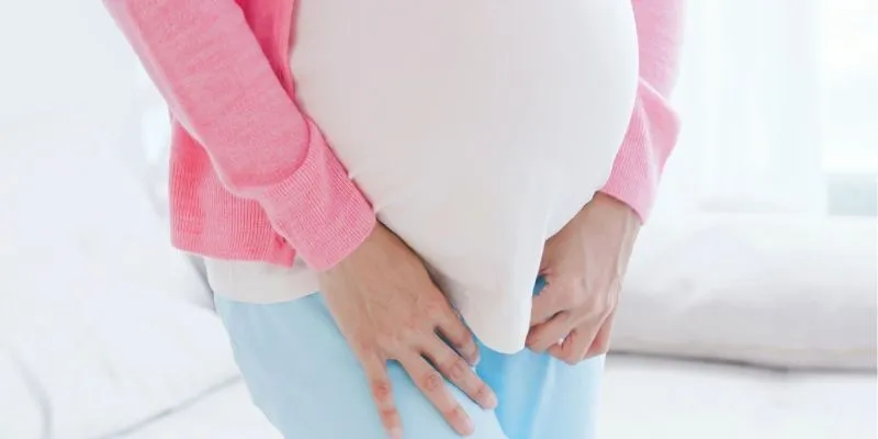 Zdjęcie Objawy porodu: co oznacza odejście czopu śluzowego i co robić?