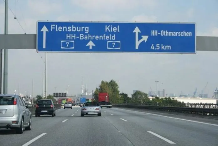 Zdjęcie Płatne autostrady w Niemczech: od kiedy obowiązują i jak uniknąć kar