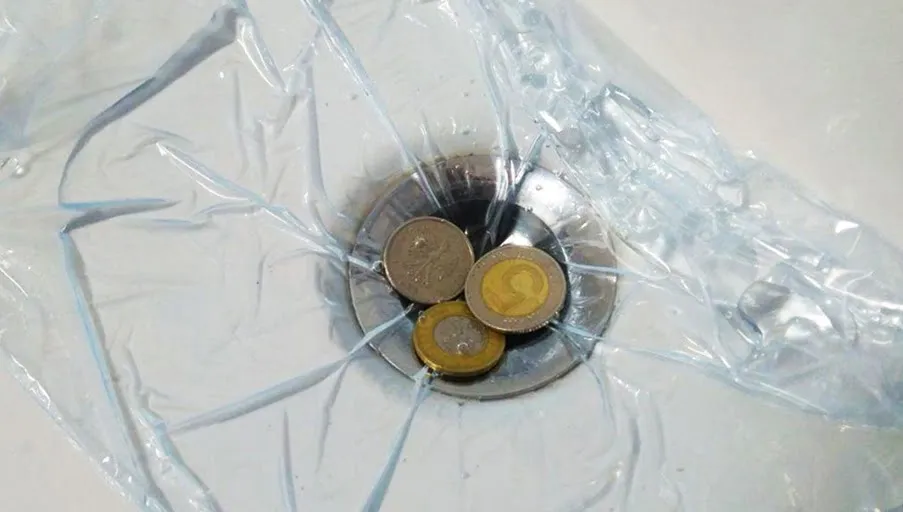 Zdjęcie Jak zrobić korek do wanny z łatwych i tanich materiałów?