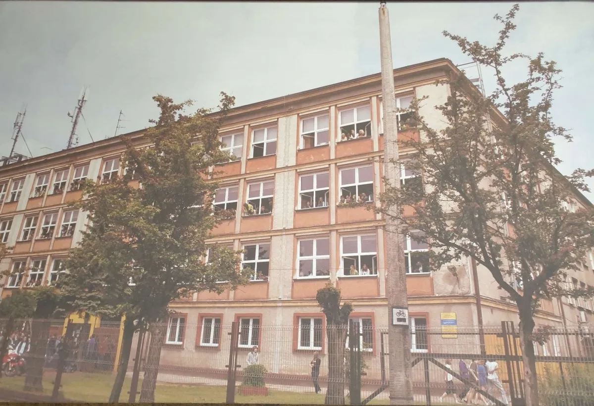 Zdjęcie Szkoła nr 10 w Rybniku: Dlaczego warto tam iść?
