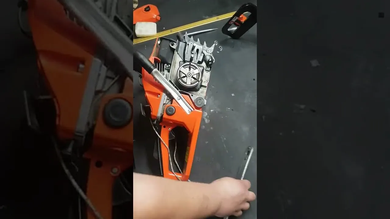 Zdjęcie Jak odkręcić sprzęgło w pile spalinowej NAC - uniknij kosztownych błędów