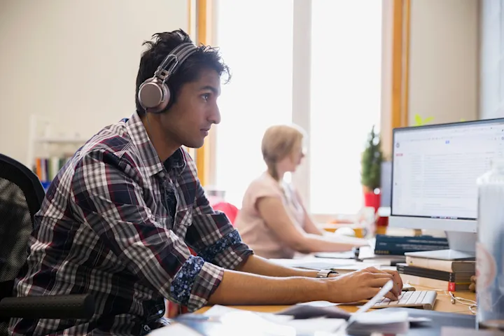 Zdjęcie W jakim formacie wysłać CV, aby uniknąć odrzucenia aplikacji?