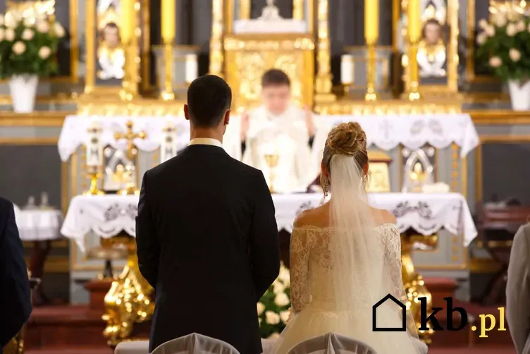 Zdjęcie Gdzie złożyć wniosek o unieważnienie ślubu kościelnego - poradnik