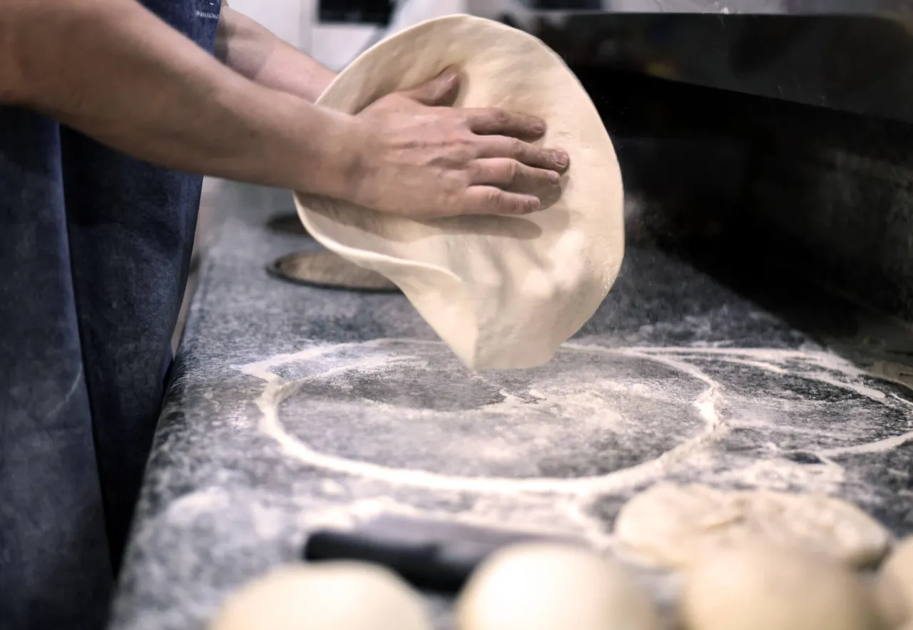 Zdjęcie Jaka mąka na pizzę, aby uzyskać idealne ciasto i smak?