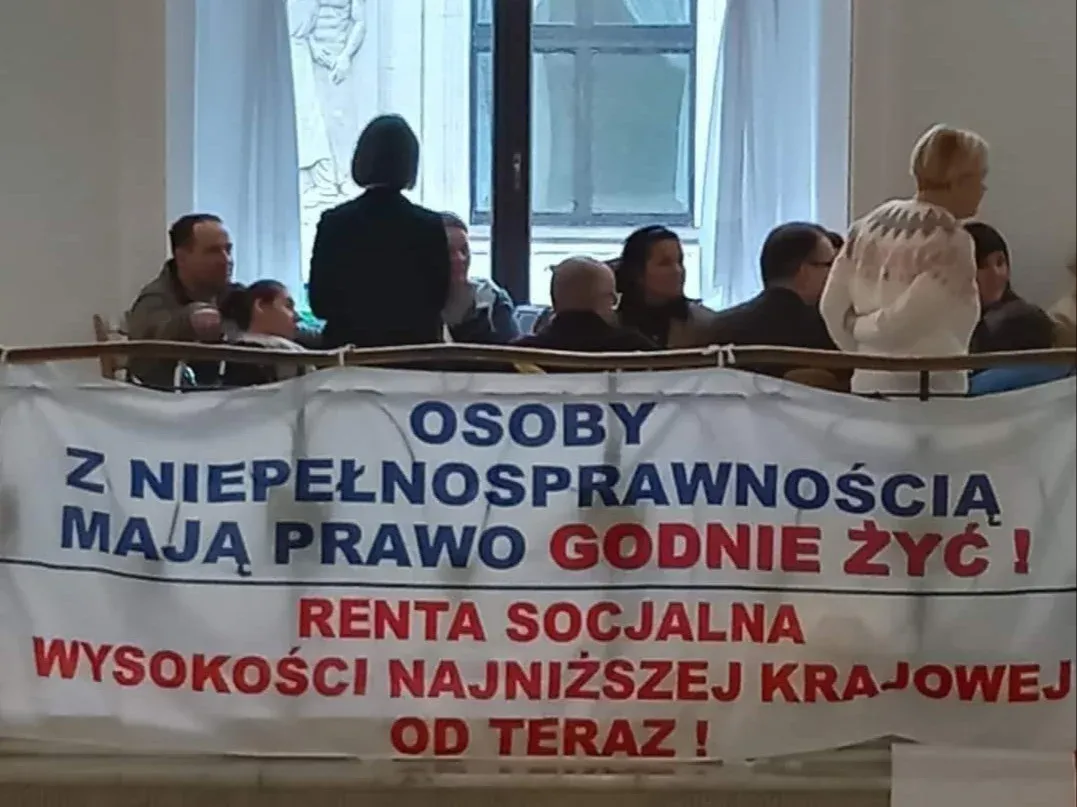 Zdjęcie Protest opiekunów osób niepełnosprawnych: Co trzeba wiedzieć o postulatach
