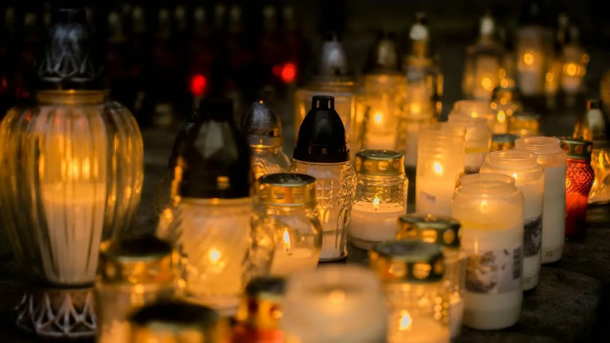 Zdjęcie Czy można palić znicze w domu? Bezpieczeństwo i zdrowie na pierwszym miejscu