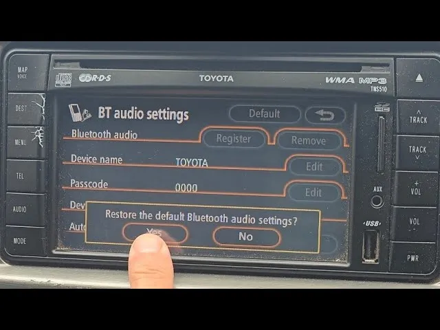 Zdjęcie Jak połączyć telefon z samochodem przez Bluetooth Toyota Avensis T27 łatwo i bez problemów