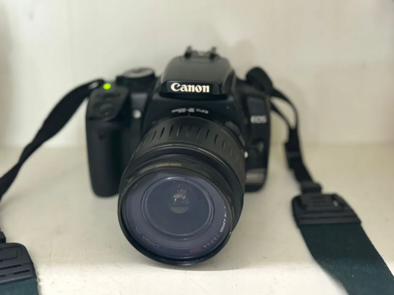 Zdjęcie Lustrzanka Canon 400D - poznaj jej wady i zalety przed zakupem