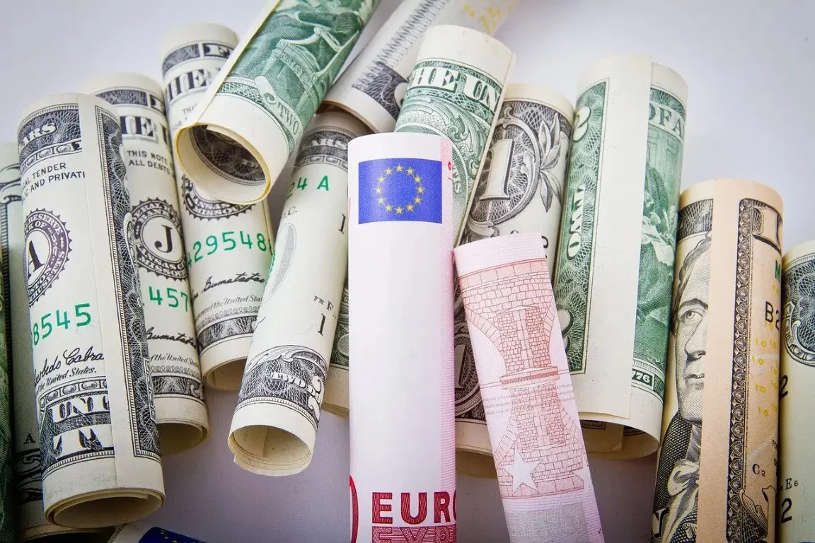 Zdjęcie Jaka waluta w egipcie - wszystko o funtach egipskich i wymianie gotówki
