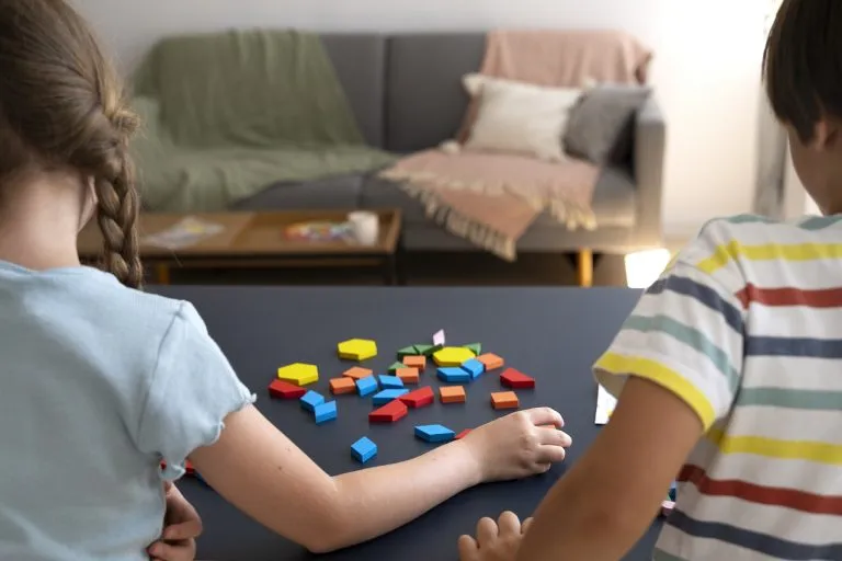 Zdjęcie Zajęcia z terapii pedagogicznej w szkole podstawowej – jak pomagają dzieciom?