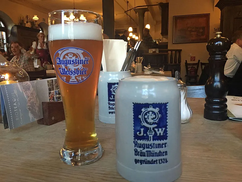 Zdjęcie Gdzie kupić piwo Augustiner? Sprawdź najlepsze sklepy w Polsce