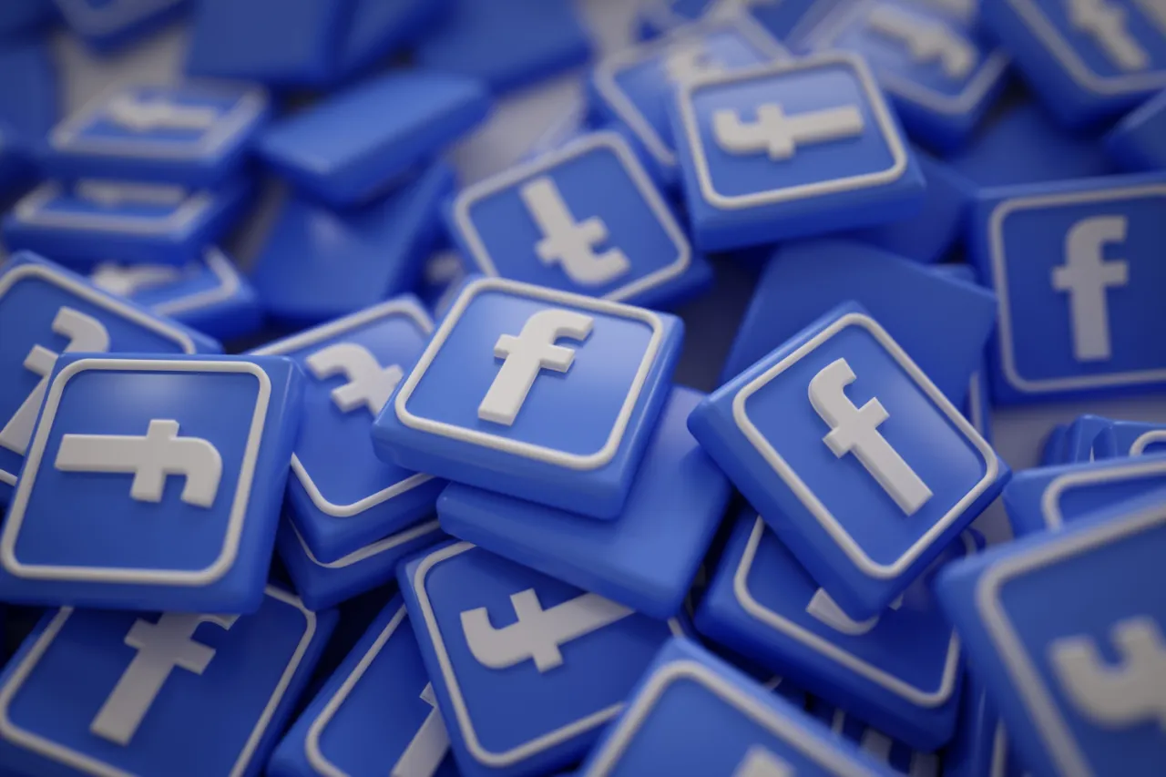 Zdjęcie Jak zablokować składanie życzeń na Facebooku i cieszyć się prywatnością