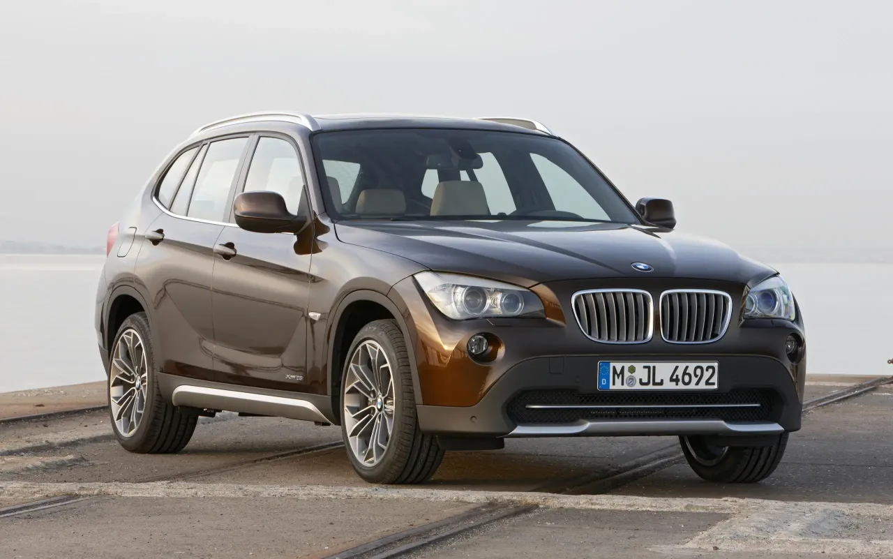 Zdjęcie BMW X1 - kluczowe informacje o specyfikacji i osiągach modelu