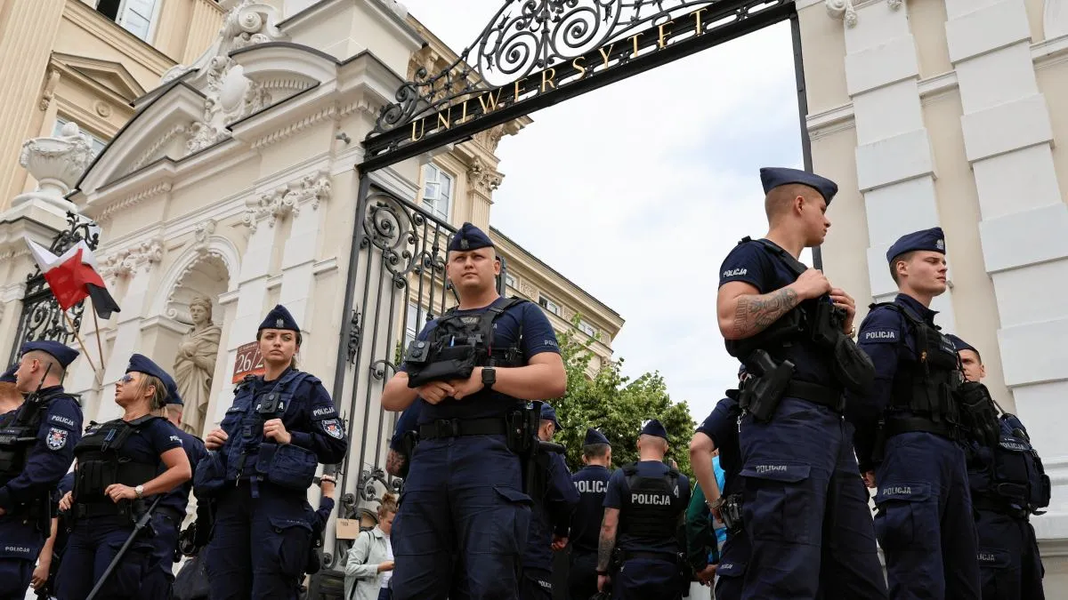 Zdjęcie Czy policja może wejść na teren prywatny? Sprawdź swoje prawa i sytuacje