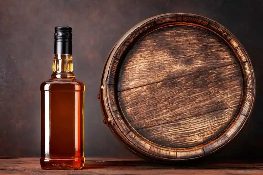 Zdjęcie Jak zapakować whisky na prezent w kreatywny i elegancki sposób