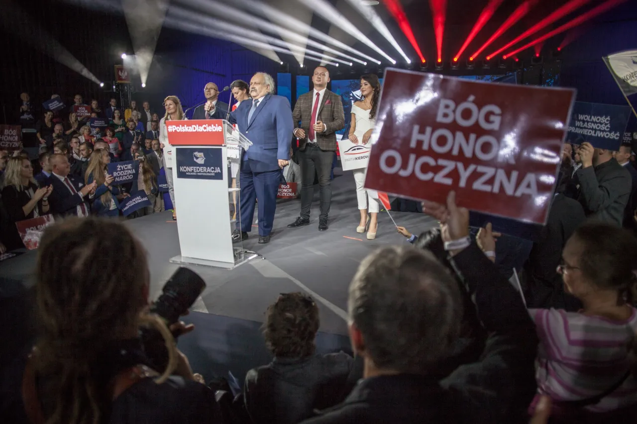 Zdjęcie Czego chce konfederacja? Kluczowe postulaty i ich wpływ na Polskę