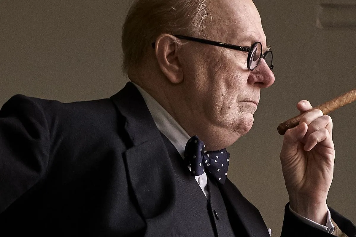 Zdjęcie Gary Oldman w Czasie Mroku: Oscarowa transformacja w Churchilla