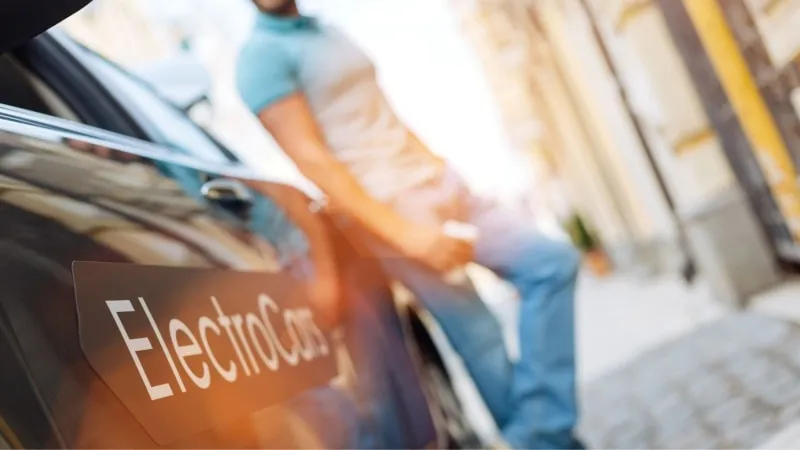 Zdjęcie Ile kosztuje wymiana baterii w samochodzie elektrycznym? Przegląd cen i opcji