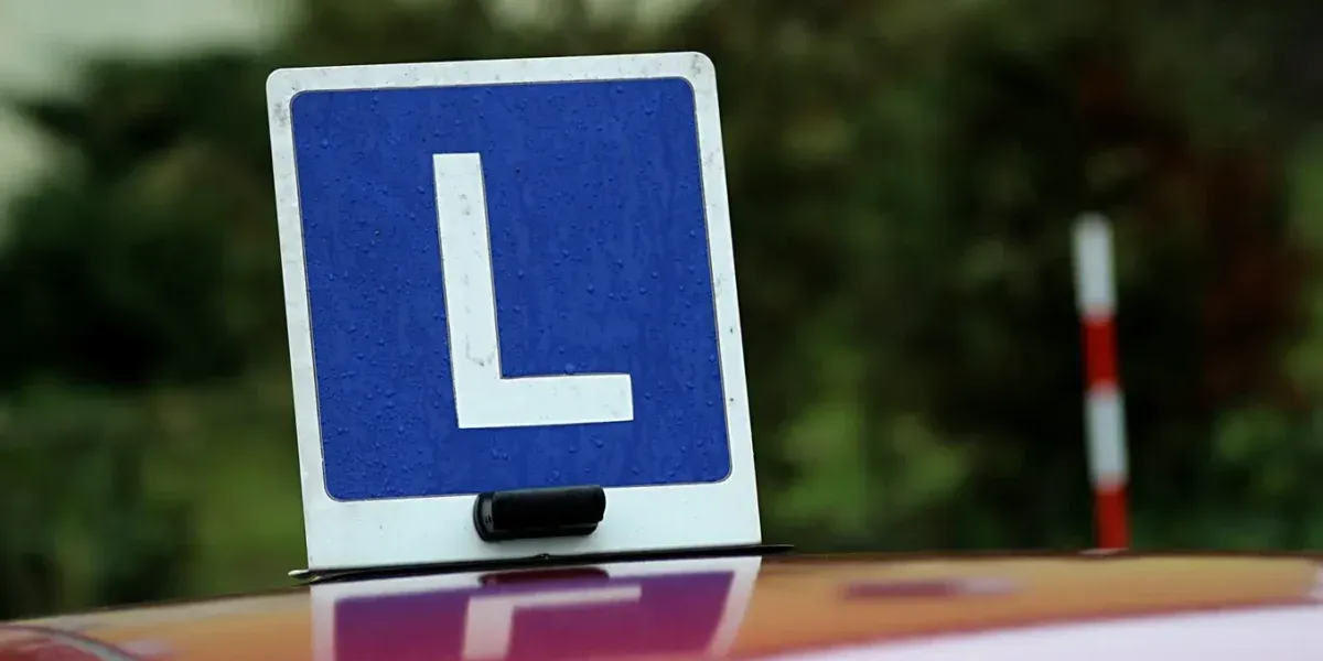 Zdjęcie Kiedy dokupić godziny na prawo jazdy: 5 kluczowych sytuacji