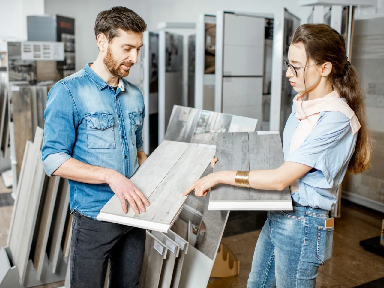 Zdjęcie Jaki klej do gresu 60x60? Wybierz najlepszy produkt i uniknij problemów
