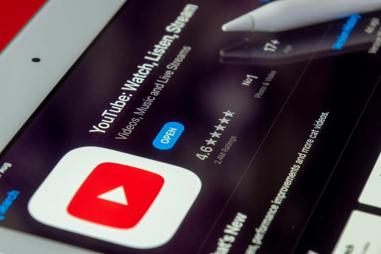 Zdjęcie Jak pobrać muzykę z YouTube Music - łatwe i bezpieczne metody