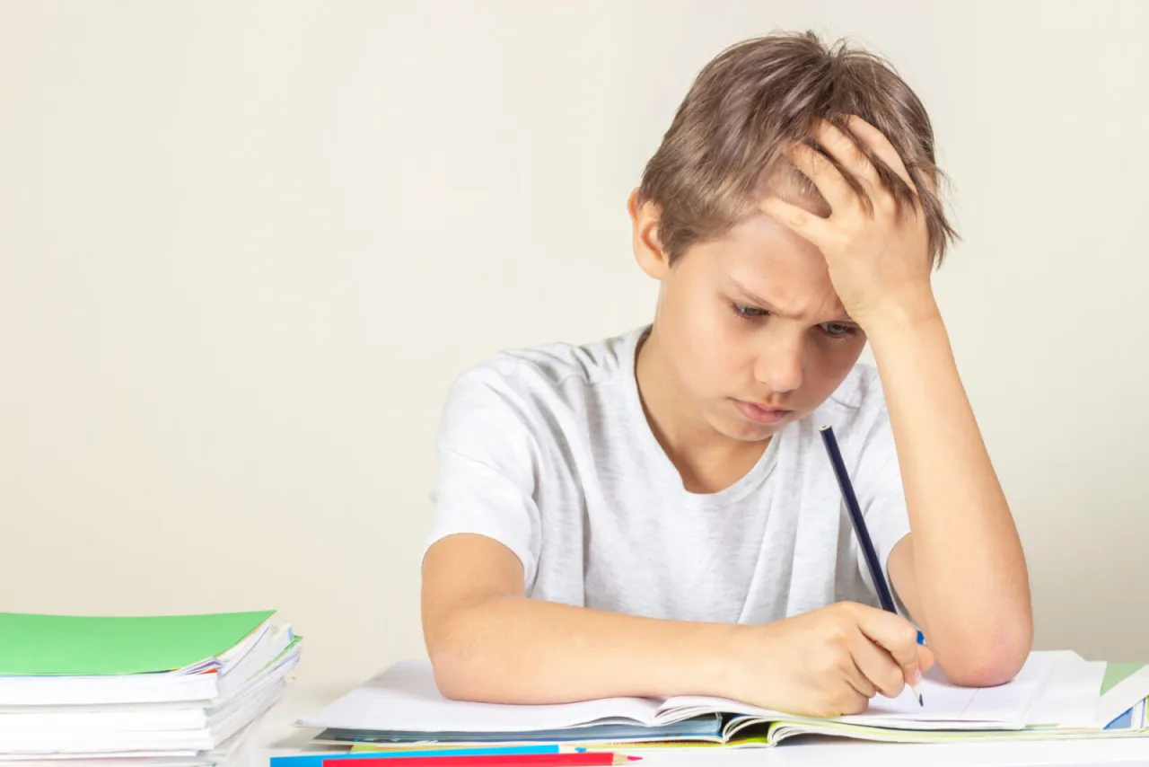 Zdjęcie Czy uczeń z dysleksją jest uprzywilejowany w szkole? Fakty i mity