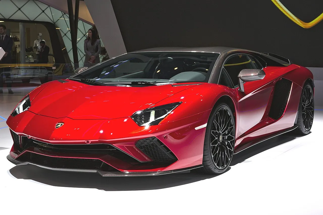Zdjęcie Ile kosztuje przejazd lamborghini? Ceny, które zaskoczą każdego