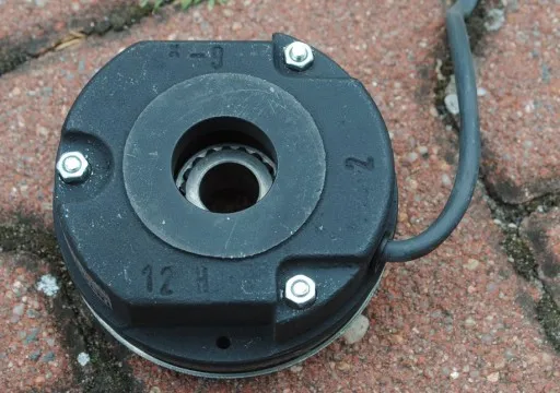 Zdjęcie Jak sprawdzić hamulec silnika elektrycznego i uniknąć kosztownych napraw