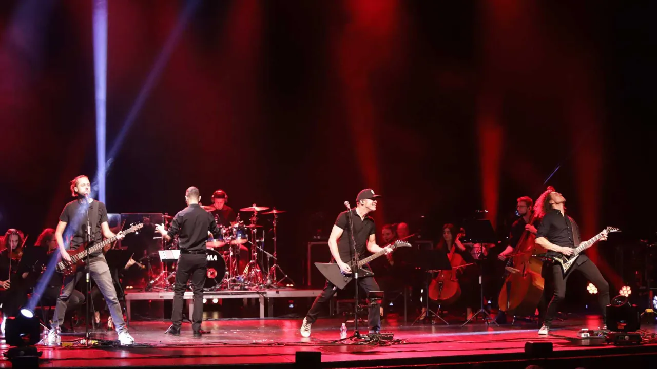 Zdjęcie Metallica orkiestra symfoniczna: emocje i wyjątkowe koncerty na żywo