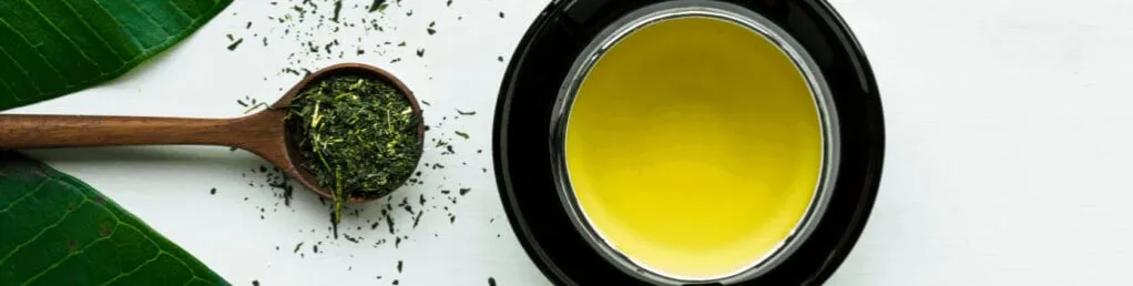 Zdjęcie Czy matcha pobudza jak kawa? Sprawdź różnice w działaniu