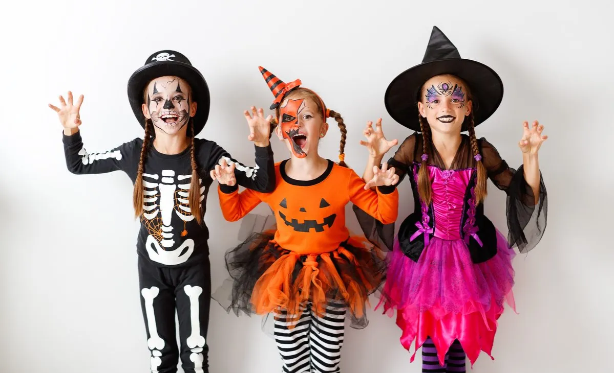 Zdjęcie Jak przebrać dziecko na Halloween: kreatywne i wygodne pomysły na kostiumy