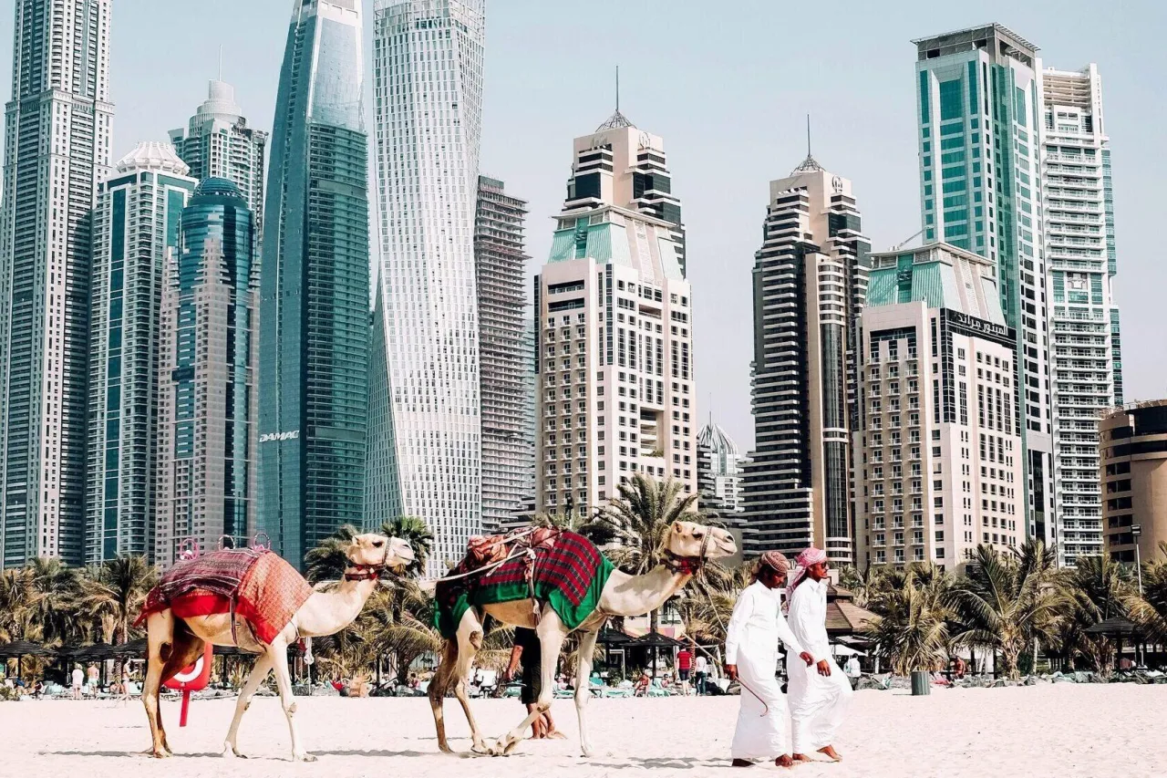 Zdjęcie Zjednoczone Emiraty Arabskie – czy naprawdę jest tam bezpiecznie?