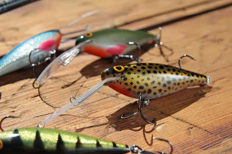 Zdjęcie Najlepsze sztuczne przynęty na szczupaka – uniknij nieudanych połowów