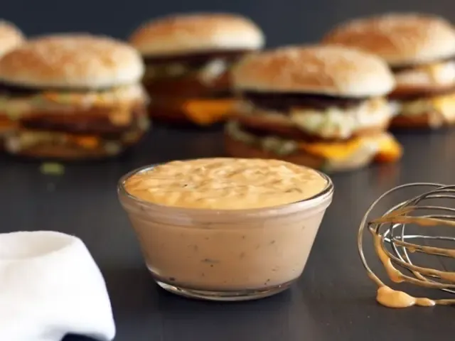 Zdjęcie Recette Sauce Burger Maison : Le Secret d'un Go&ucirc;t Inimitable