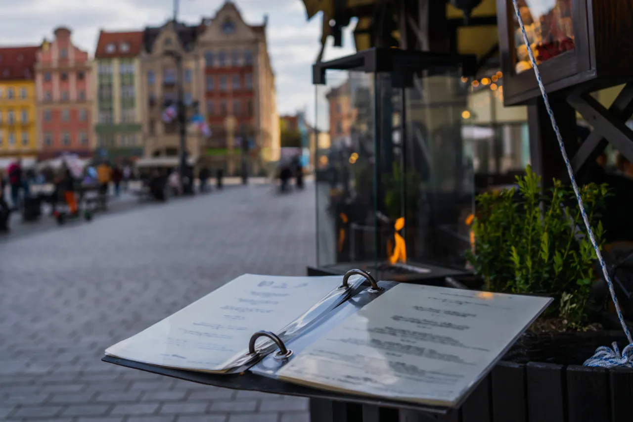 Zdjęcie Gdzie zjeść w Wrocławiu? Odkryj najlepsze restauracje i smaki