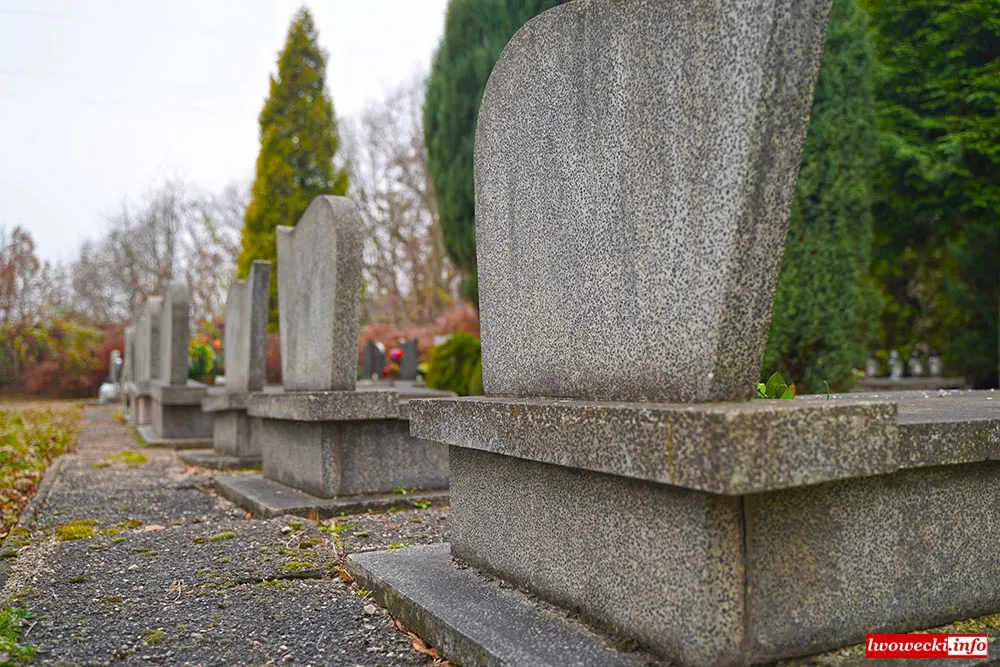 Zdjęcie Ile księdzu za pochówek: poznaj realne koszty pogrzebu w kościele