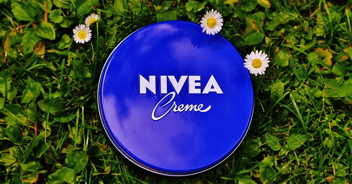 Zdjęcie Krem Nivea w metalowym czy plastikowym opakowaniu – co wybrać?