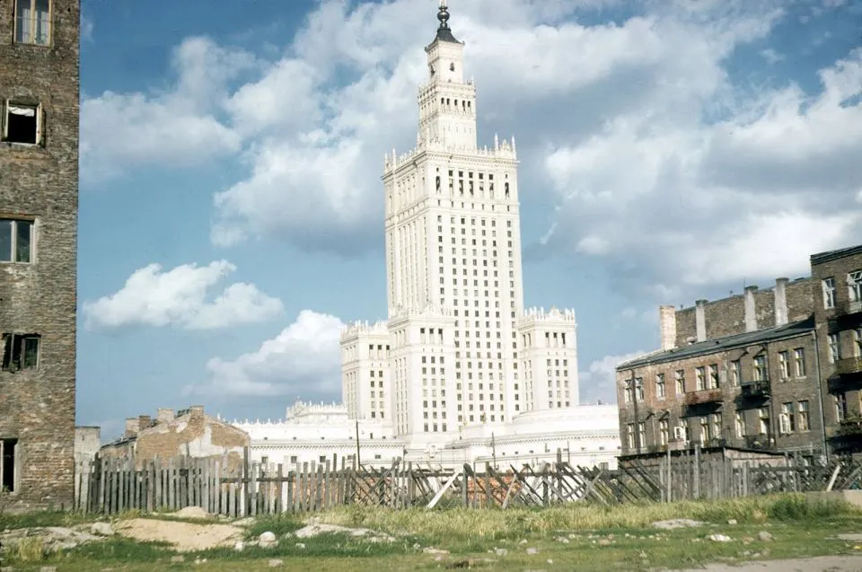 Zdjęcie Biały Pałac Kultury odzyskał dawny blask: Proces kompleksowej renowacji PKiN