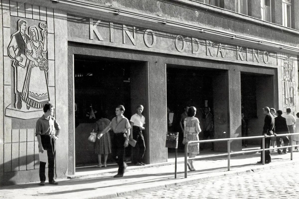 Zdjęcie Czy kino inspiruje nas do zmian w domach? Jak filmy wpływają na styl życia