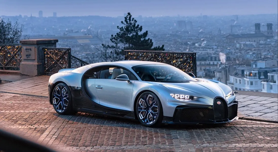Zdjęcie Ile kosztuje Bugatti Chiron? Sprawdź ceny i tajemnice rynku używanych aut