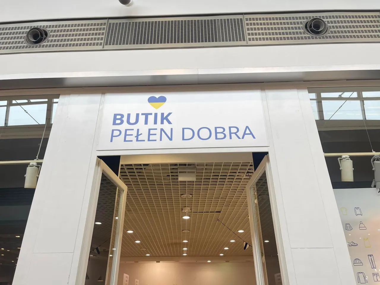 Zdjęcie Jak zdobyć ciuchy za darmo: 6 skutecznych sposobów na 2025 rok