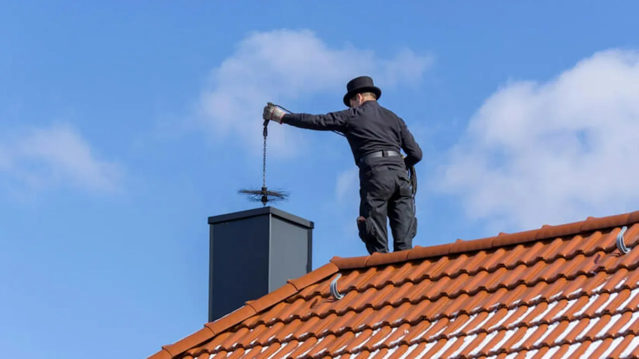 Zdjęcie Jaki wycior do komina ceramicznego, aby nie uszkodzić powierzchni?