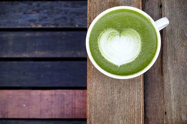Zdjęcie Matcha z czego powstaje? Poznaj sekrety tej wyjątkowej herbaty
