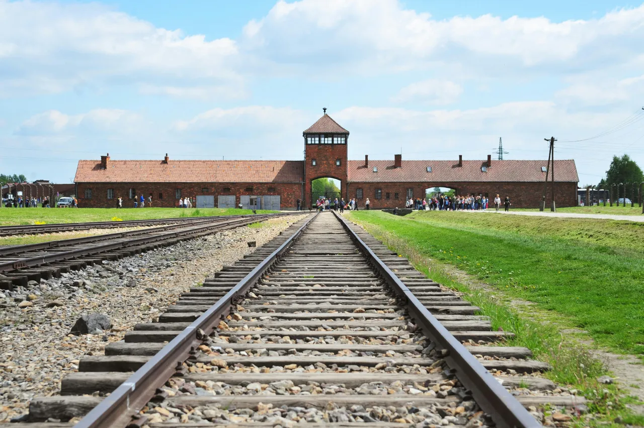 Zdjęcie Ile kosztuje bilet do Auschwitz-Birkenau? Sprawdź, co musisz wiedzieć