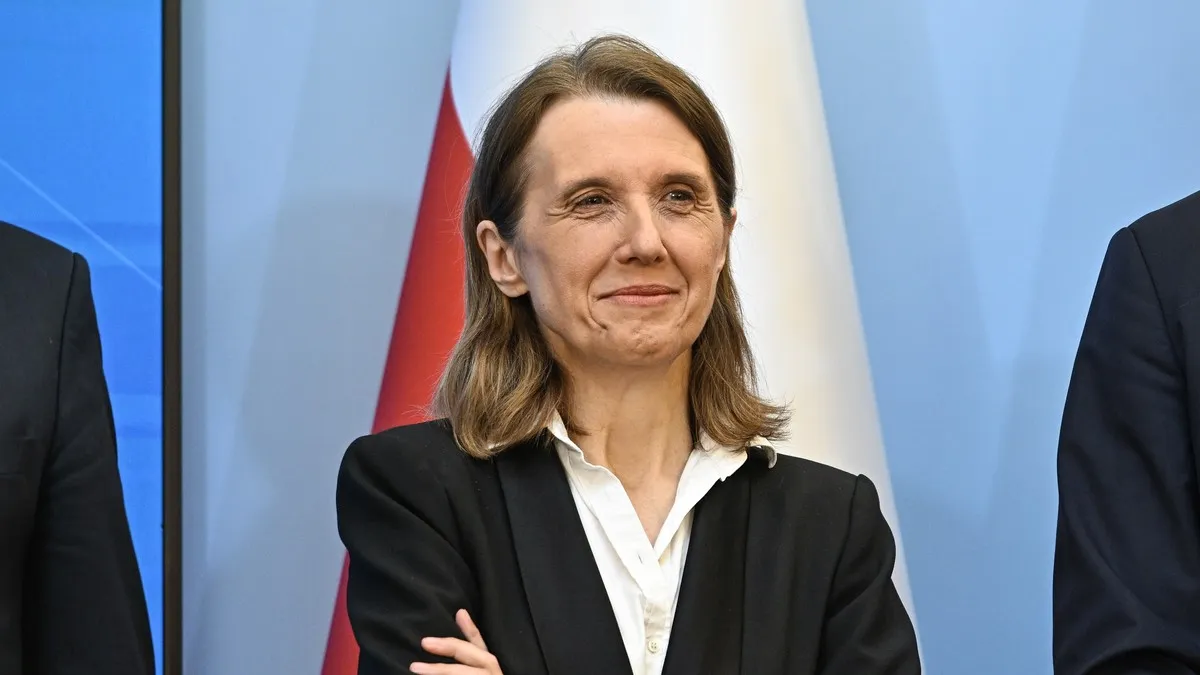 Zdjęcie Kto jest ministrem kultury i dziedzictwa narodowego – poznaj szczegóły