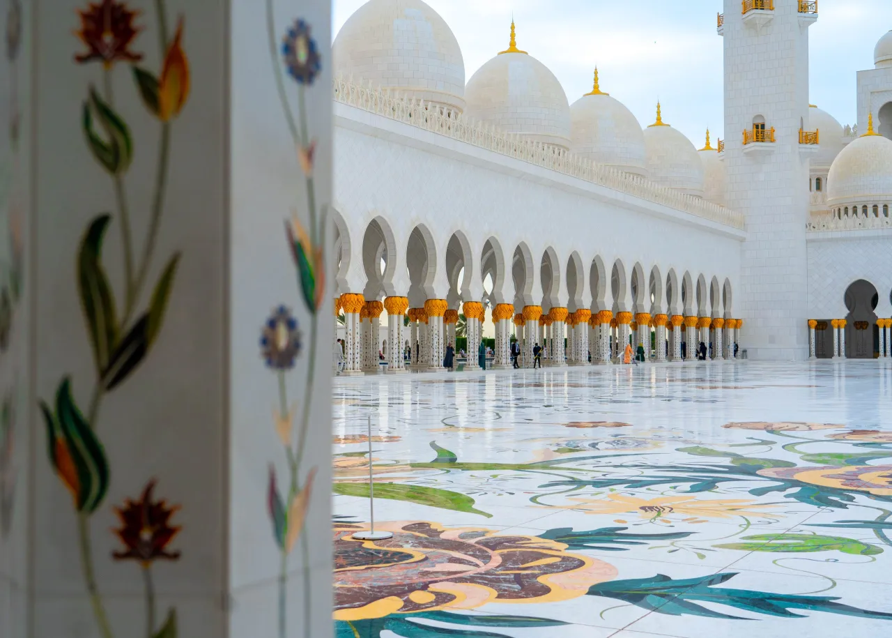 Zdjęcie Najlepsze atrakcje w Abu Dhabi, które musisz zobaczyć podczas wizyty