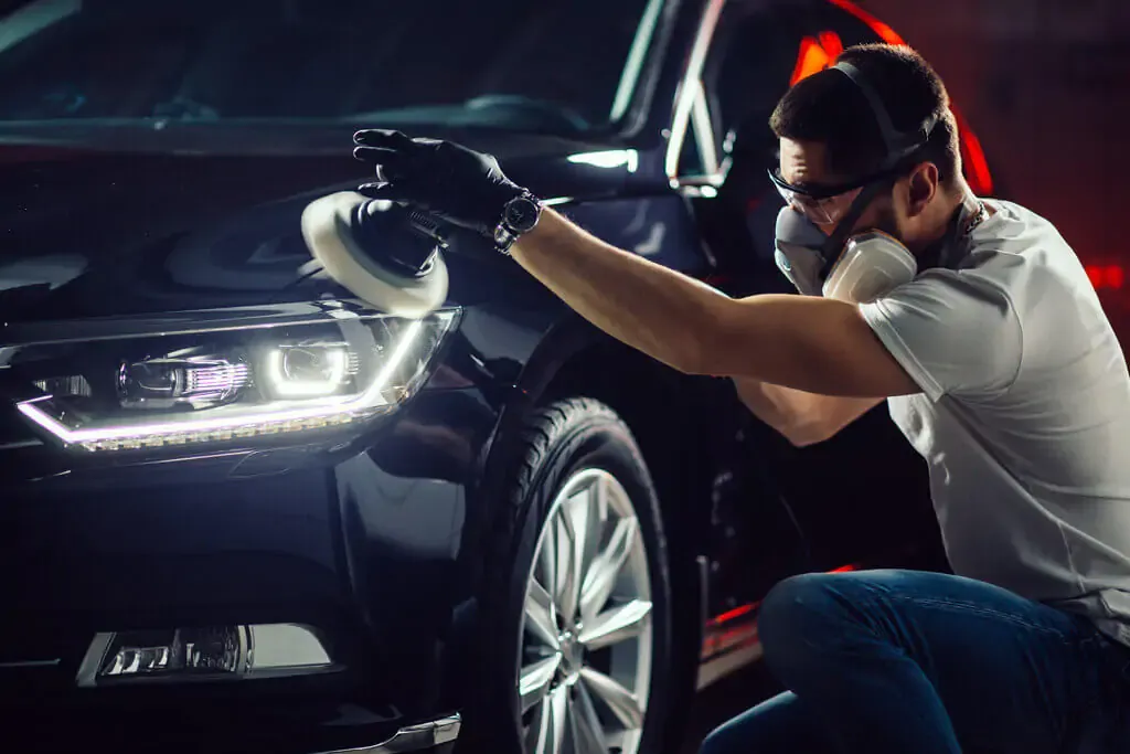 Zdjęcie Czym najlepiej polerować auto, aby uniknąć zarysowań i błyszczeć?